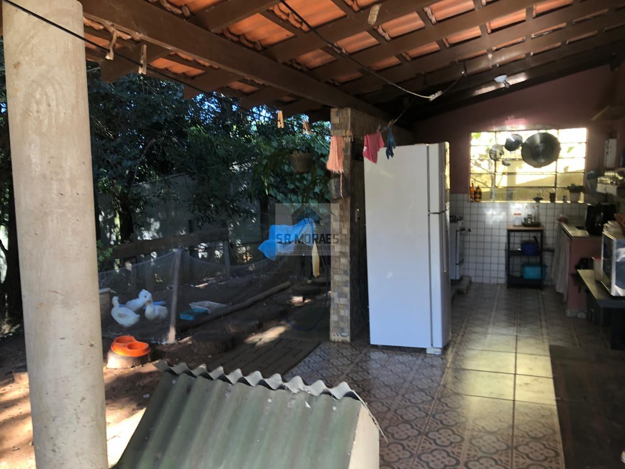 Chácara à venda com 2 quartos, 1000m² - Foto 13